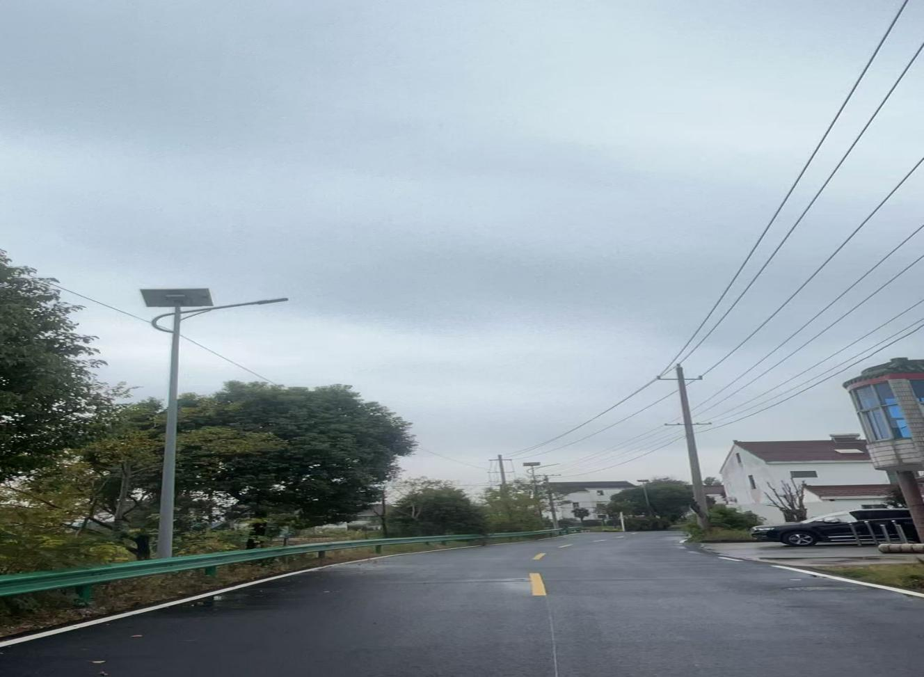 魏村街道顺利完成东蒋大道“白改黑”升级改