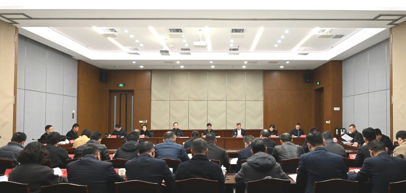 区党工委会议暨区委常委会会议召开