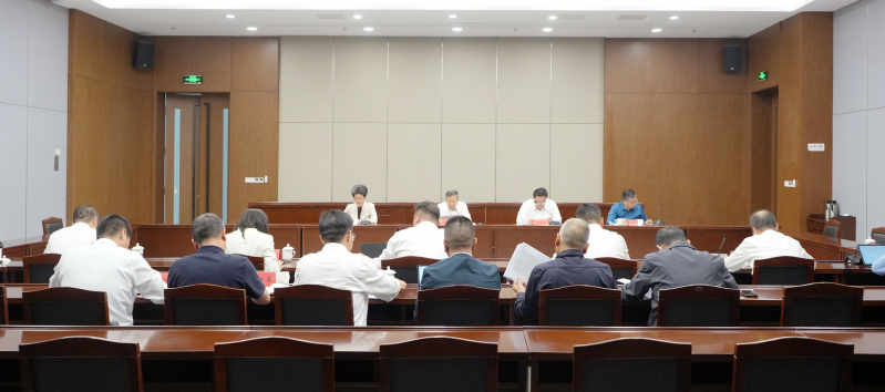 区党工委会议暨区委常委会会议召开