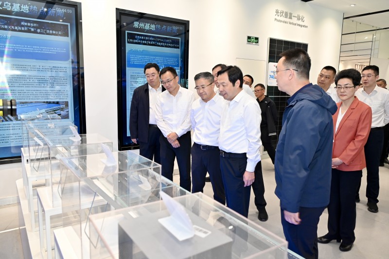 江阴市党政代表团来区考察调研